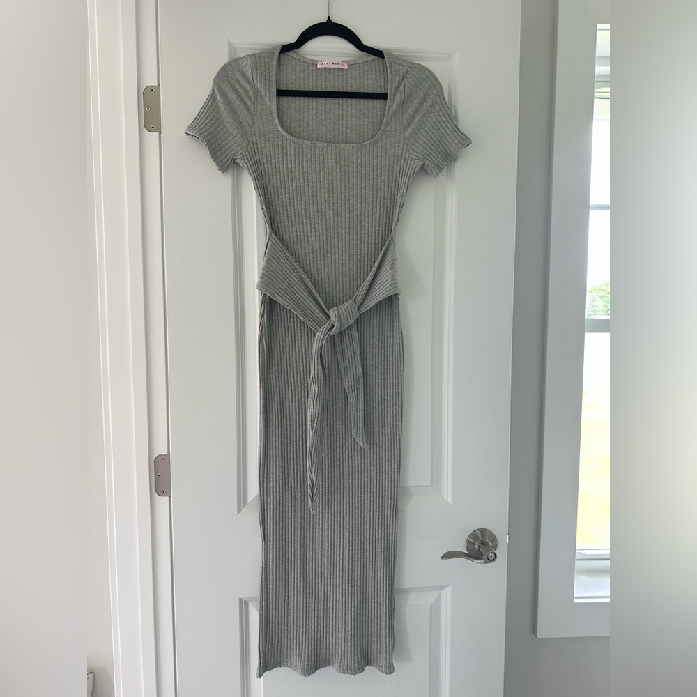 Blue Blush Gray Ribbed Tie Front Midi Dress